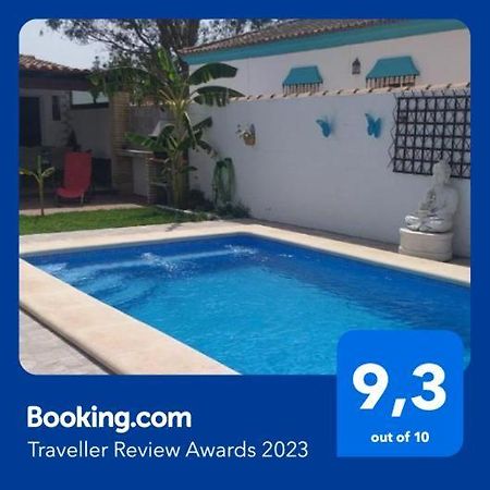 צ'יקלנה דה לה פרונטרה Rojas & Mar Chalet Con Piscina Salina מראה חיצוני תמונה