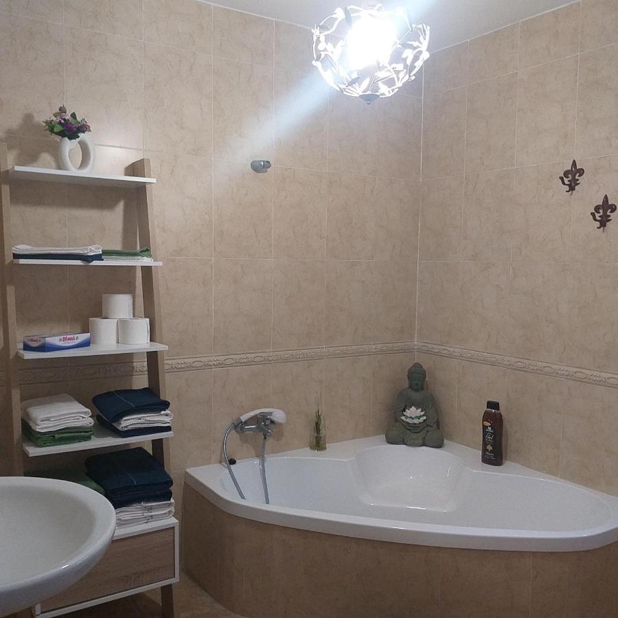 צ'יקלנה דה לה פרונטרה Rojas & Mar Chalet Con Piscina Salina מראה חיצוני תמונה